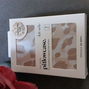 The satin pillowcase